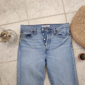 Levi's Wedgie Straight Jeans size 29🔥